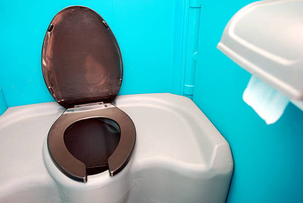 Best Portable restroom trailer rental  in Colfax, WA