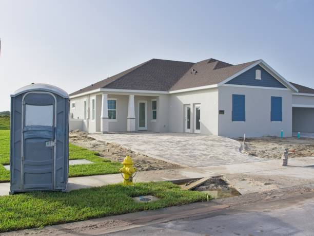 Best Luxury portable toilet rental  in Colfax, WA